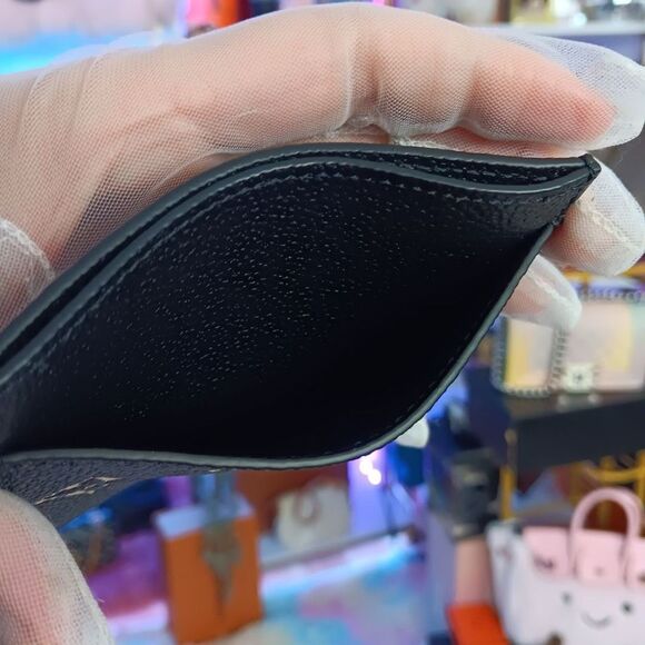 New NIB Louis Vuitton Monogram Empreinte Two-Tone Card Case Black Beige Full Set - Picture 8 of 8